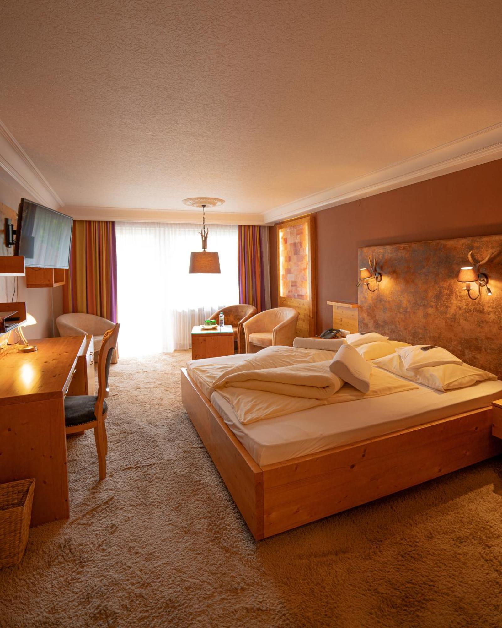 Hotel "Zum Ritter" تانهايم المظهر الخارجي الصورة